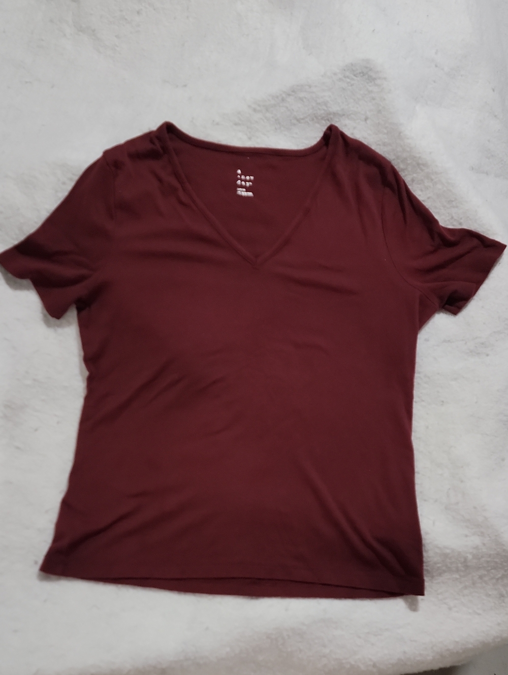a new day Women's V-Neck Short Sleeve Top - Maroon